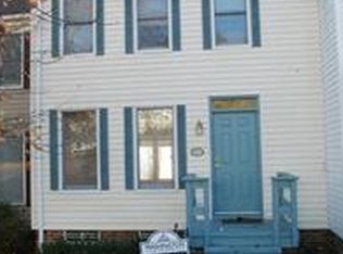 8321 Mauzy Sq, Marshall, VA 20115