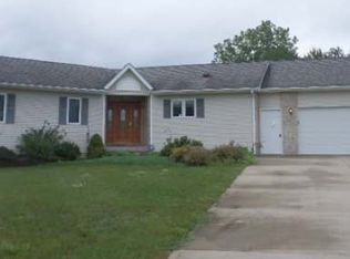 621 Riverview Ct, Gladwin, MI 48624
