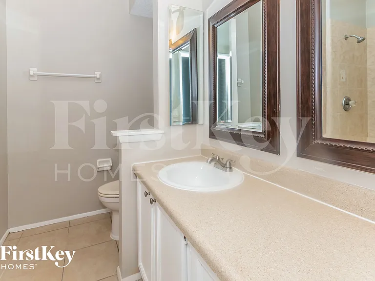 8021 Weather Vane Dr — Photo 11
