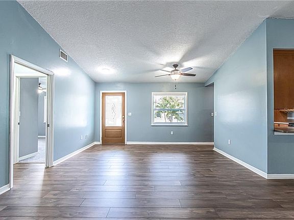 4th image of 1462 Saddle Ct