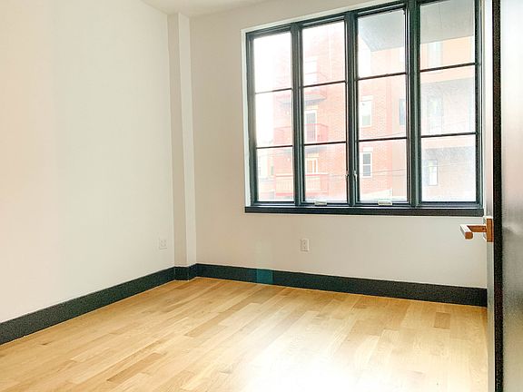 5th image of 82 Jefferson St #22B