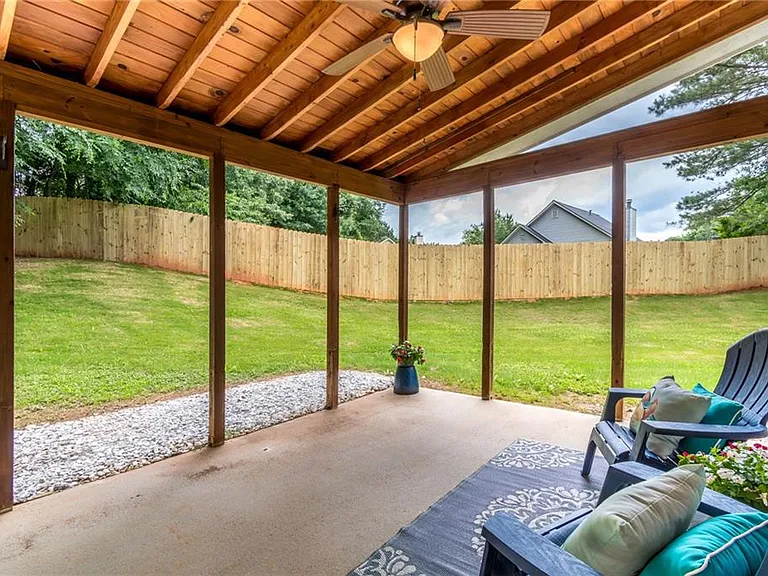 134 Lexington Parke Dr — Photo 18