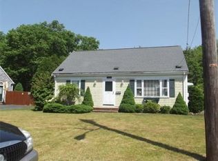 939 Stratford St, New Bedford, MA 02745