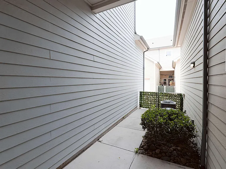 The District At Cypress Waters - Parson's Green — Photo 1733