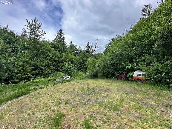 2nd image of 350 Serenity Ln