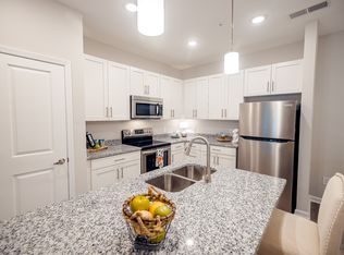 Grand Oaks Apartments, Burlington, NC 27215