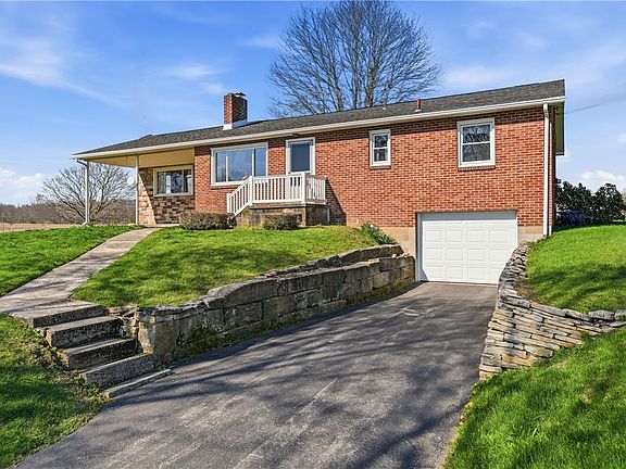 2nd image of 311 Rose Point Rd
