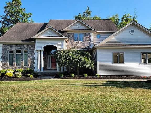2nd image of 1022 Lancewood Dr