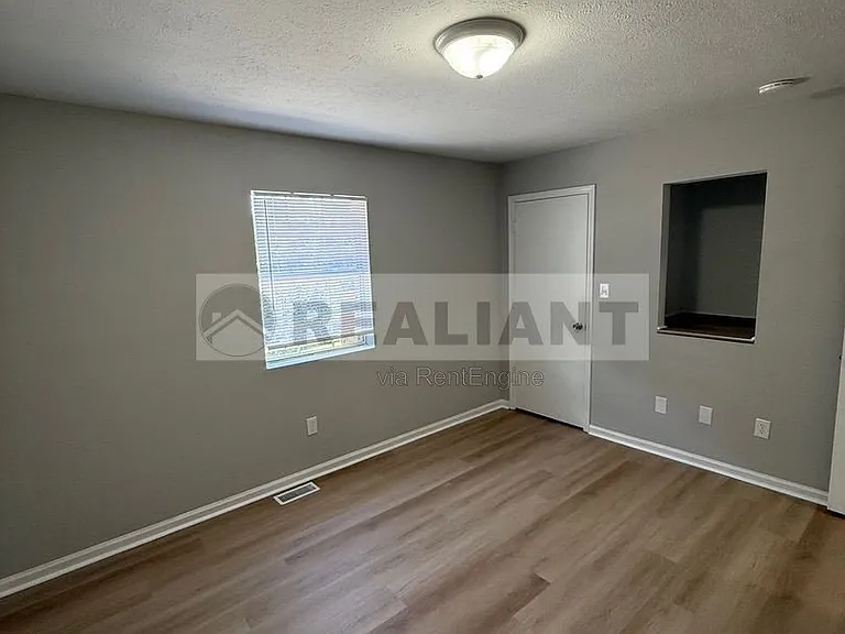 31 Hurley St #15 — Photo 12