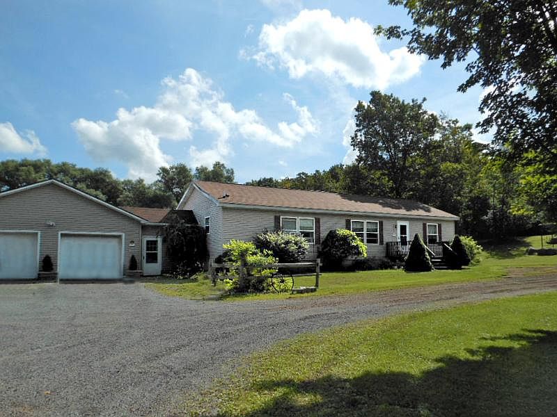 2nd image of 4220 Skyline Dr