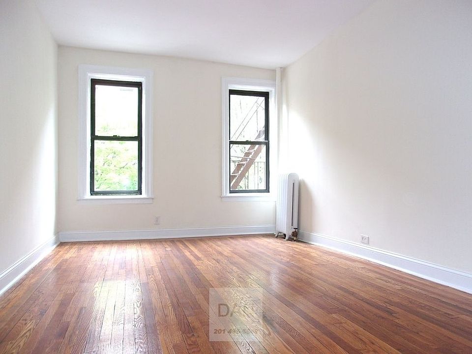 1st image of 11 Seaman Ave APT 1A