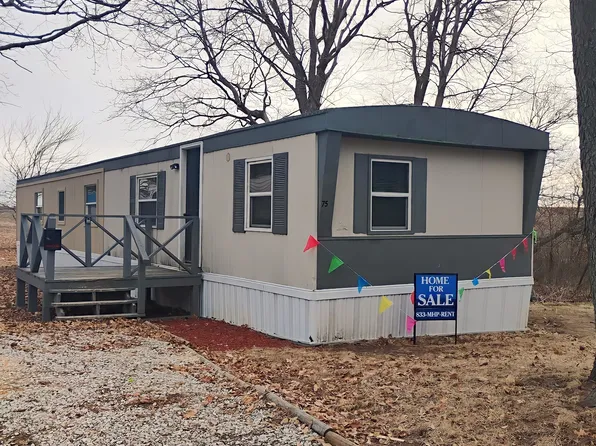 1100 W Locust St #75, Canton, IL 61520