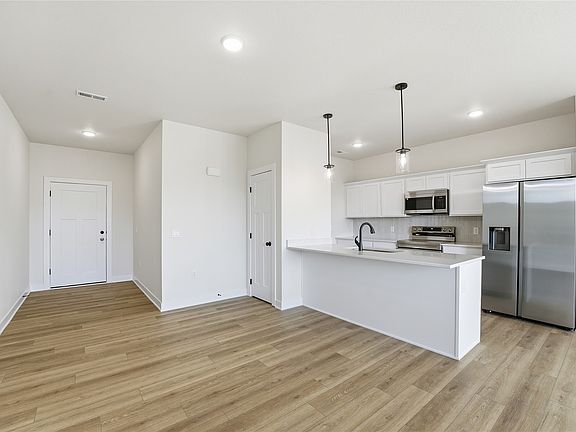 2nd image of 702 Campusside Pl