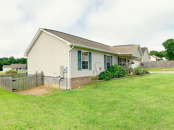 4th image of 2852 Wendi Ann Dr