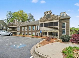 210 Riverview Dr SE, Marietta, GA 30067