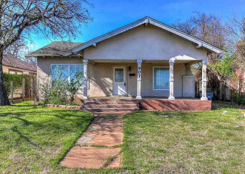 1st image of 907 W Gore Blvd