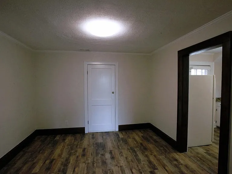 319 23rd St #2 — Photo 9