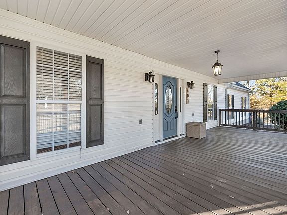 3rd image of 401 Bent Creek Rd