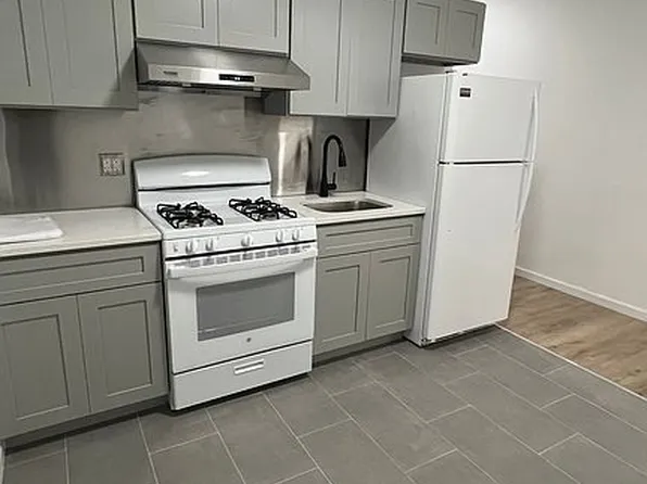 1760 73rd St, Brooklyn, NY 11204