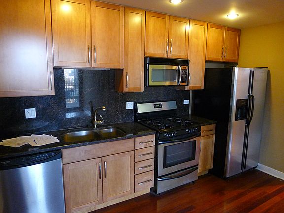2nd image of 811 W Eastwood Ave APT 407