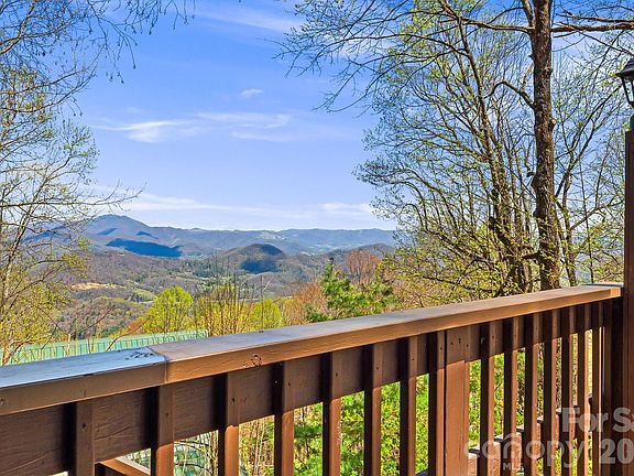 3rd image of 2977 Heath Peak Rd