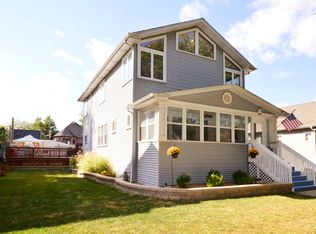 6840 N Oleander Ave, Chicago, IL 60631