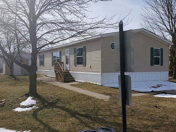 2nd image of 7040 Shawnee Dr #143
