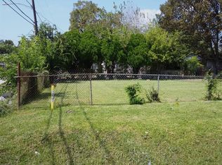 2905 Russell St, Houston, TX 77026