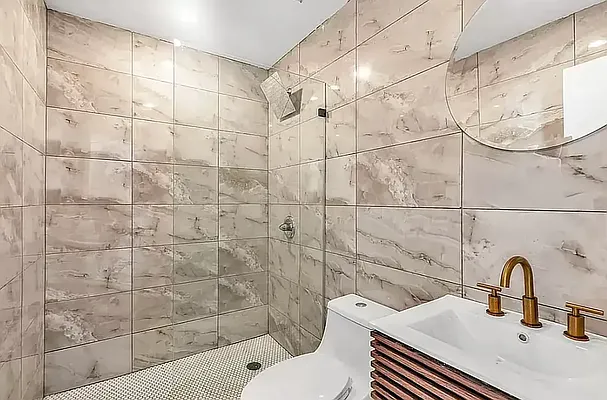 Rented by Avenues Real Estate | media 3