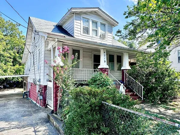 4219 28th St, Mount Rainier, MD 20712