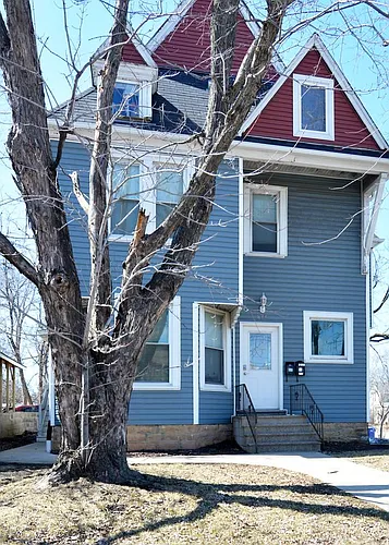 877 Snelling Ave N #2 Photo 1