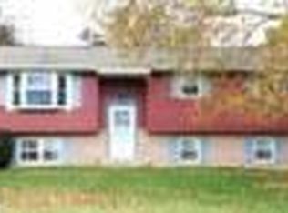 1820 Shumaker Rd, Manheim, PA 17545