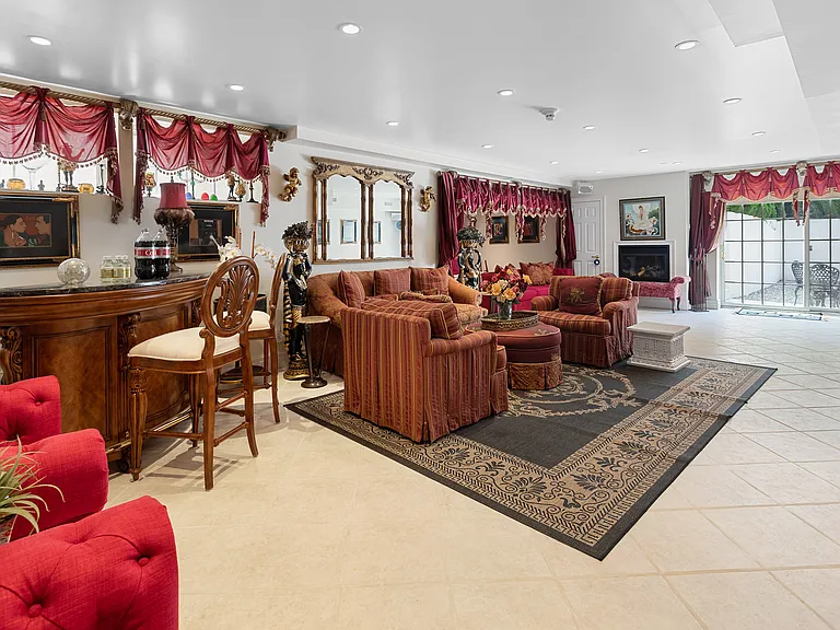 2 Halsey Farm Dr — Photo 26