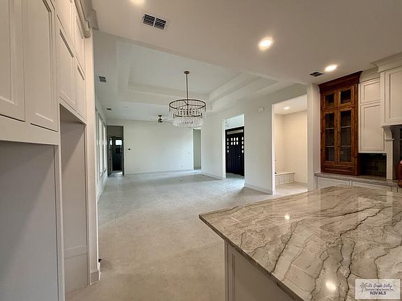 3rd image of 8725 Hughes Rd