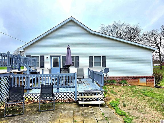 3rd image of 1498 Coopertown Rd