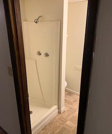 4th image of 705 E Race St #11