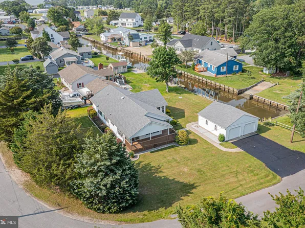 32408 Holly Ter, Ocean View, DE 19970