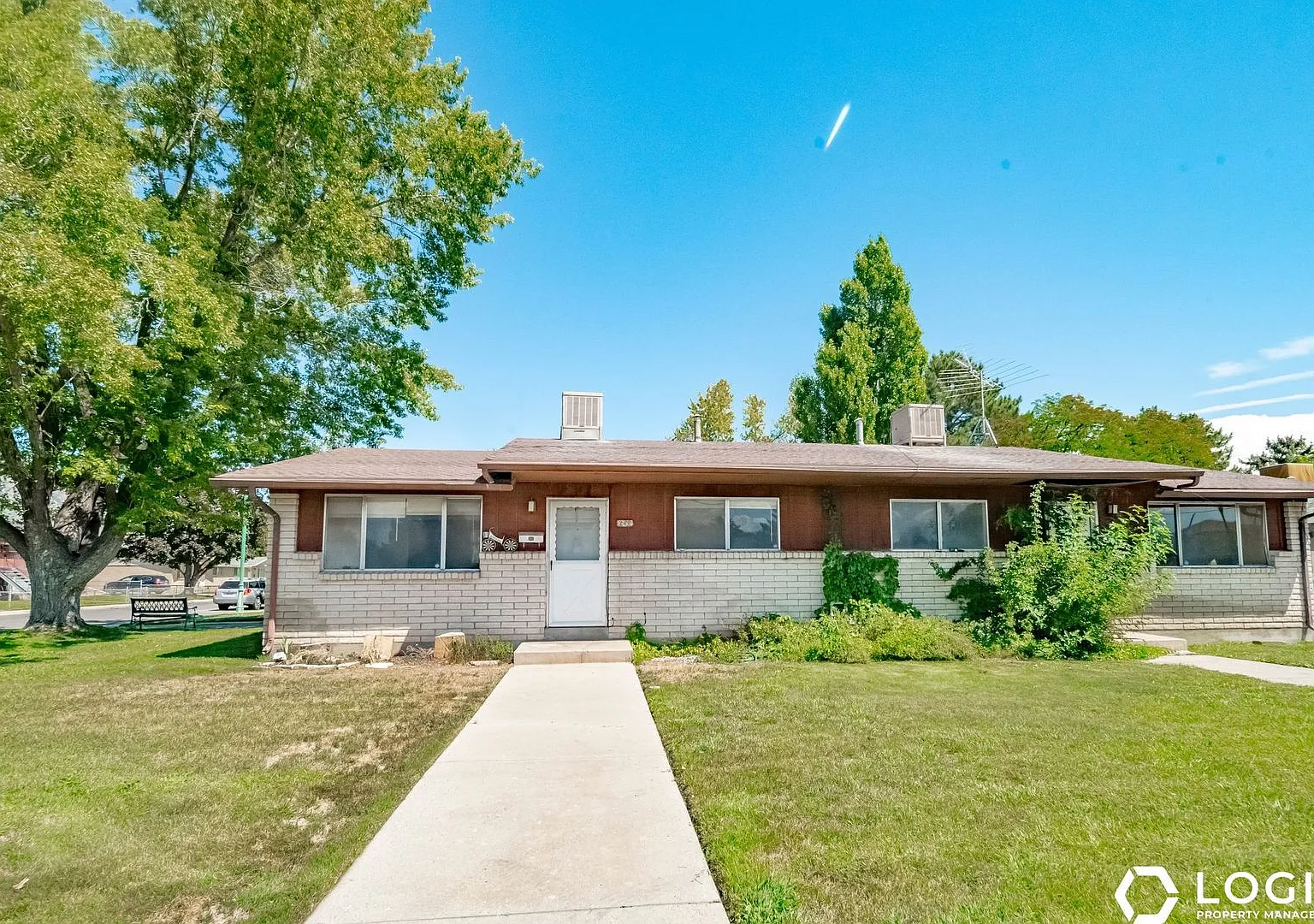 Updated 2 Bed Duplex in Orem — Photo 2