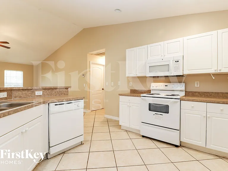 314 Shore Dr — Photo 6