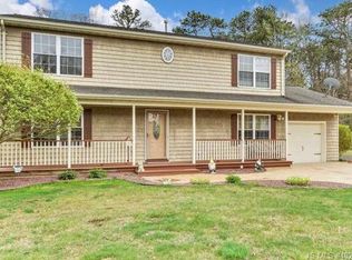 13 Hemlock Dr, Lanoka Harbor, NJ 08734