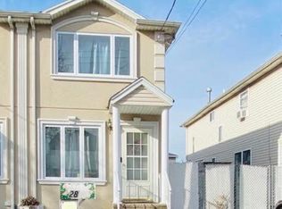 28 Linwood Ave, Staten Island, NY 10305