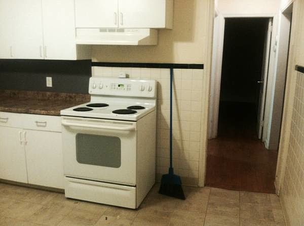 2nd image of 32 Hilden St