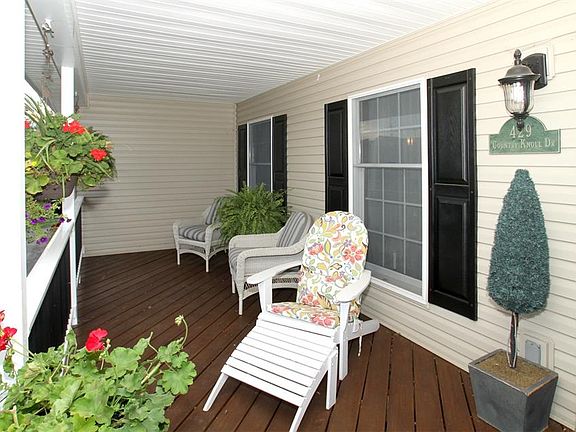 3rd image of 429 Country Knoll Dr
