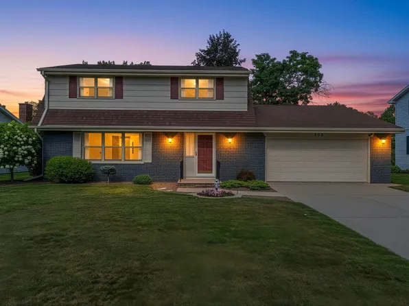 506 Pine Ter, Green Bay, WI 54303