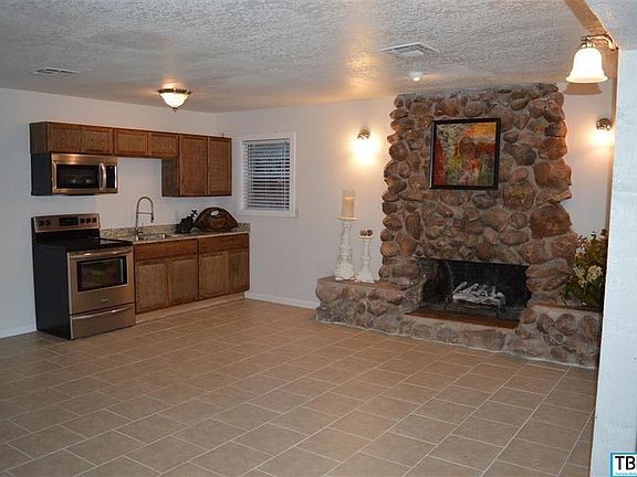 3rd image of 3336 Eagle Point West Ave