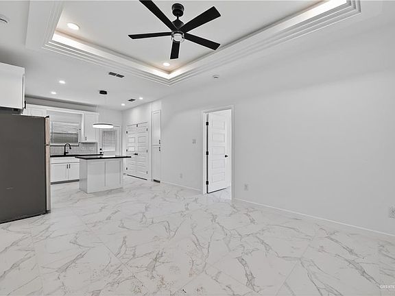 3rd image of 12504 N 39th St #1