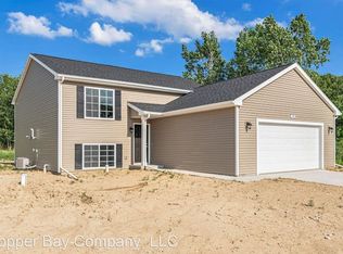 7181 Timberline Dr, Flint, MI 48507