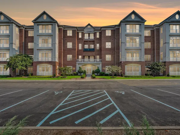 225 23rd St SW APT 205, Roanoke, VA 24014