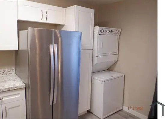 2405 Sunrise Ave #4 — Photo 9