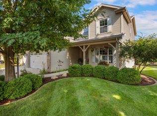 4712 Watermark Dr, Champaign, IL 61822